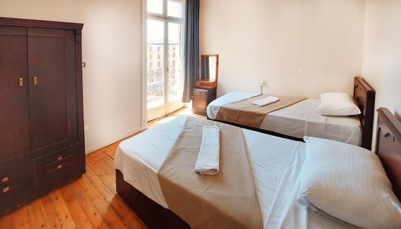 Travelers House Auberge de jeunesse *