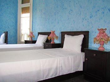 Travelers Dorm House Hostel *